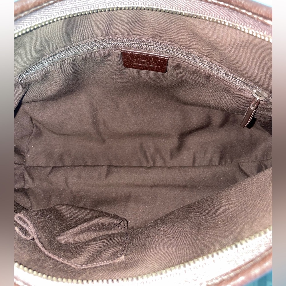 GUCCI ♥️ Small Vintage Handbag in Brown 🌹 - Picture 12 of 16